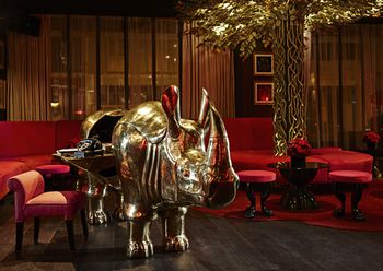 Hotel Bar