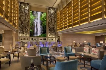 Hotel Lounge