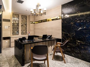 Concierge Desk