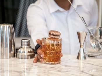 Hotel Bar