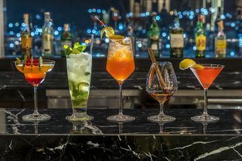 Hotel Bar