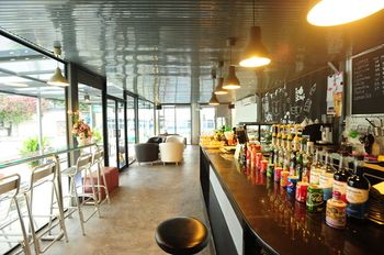 Coffee Shop