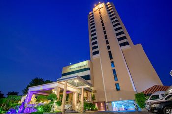 Hotel Front - Evening/Night