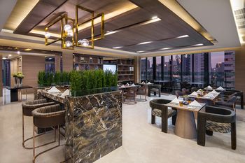 Hotel Lounge