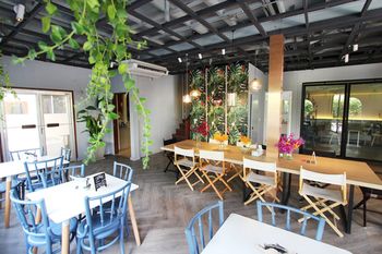 Cafe