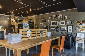 Coffee Shop