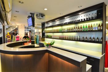 Hotel Bar