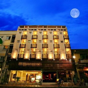 Hotel Front - Evening/Night