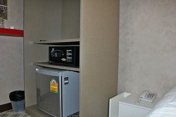Mini-Refrigerator