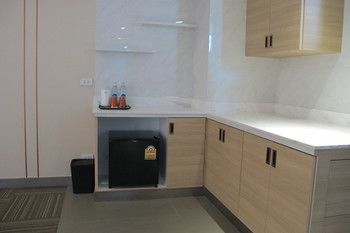 Mini-Refrigerator