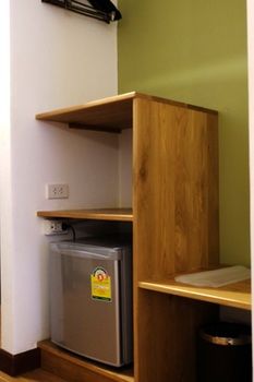 Mini-Refrigerator