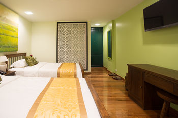 Guestroom