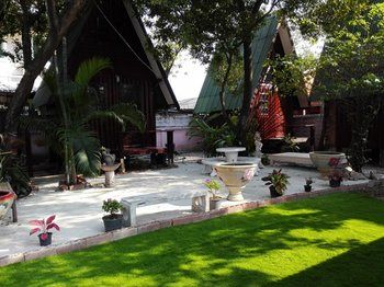 Courtyard View