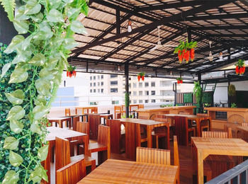 Food Court