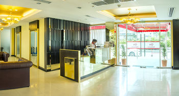 Check-in/Check-out Kiosk