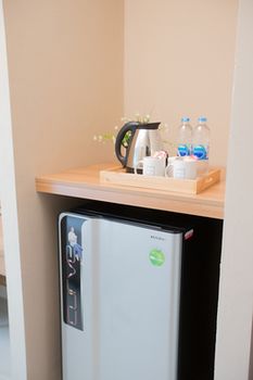 Mini-Refrigerator