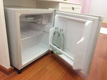 Mini-Refrigerator