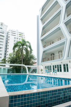 Indoor/Outdoor Pool