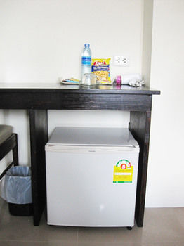 Mini-Refrigerator