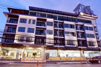 Hotel Front - Evening/Night