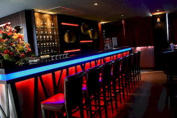 Hotel Lounge