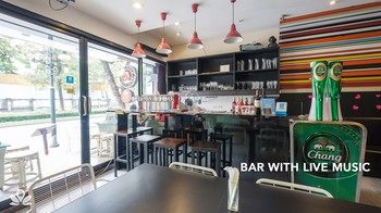 Hotel Bar