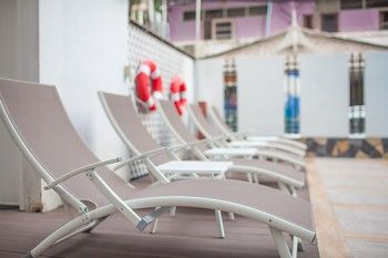 Sundeck
