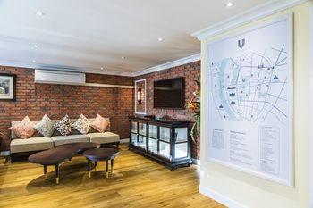 Executive Lounge