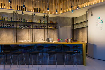 Hotel Lounge