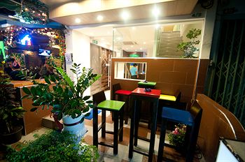 Hotel Bar