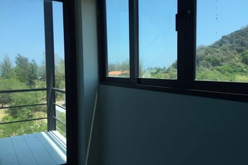 Guestroom View