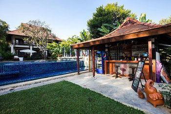 Poolside Bar