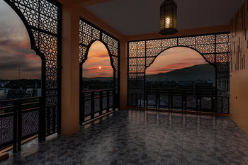 Hotel Lounge