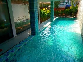 Indoor/Outdoor Pool