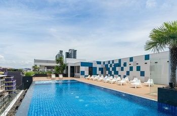 Rooftop Pool