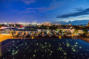 Rooftop Pool