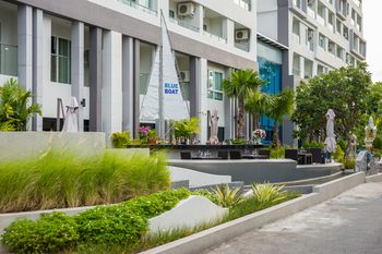 Hotel Front