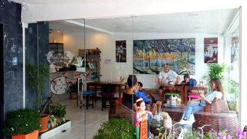 Coffee Shop