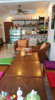 Hotel Lounge
