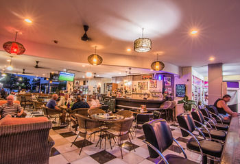 Food Court