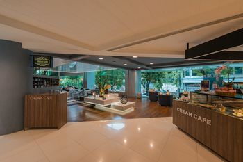 Coffee Shop