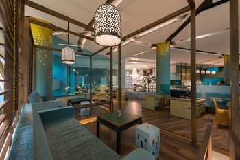Hotel Lounge