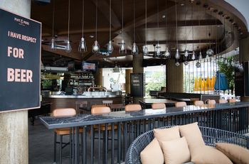 Poolside Bar