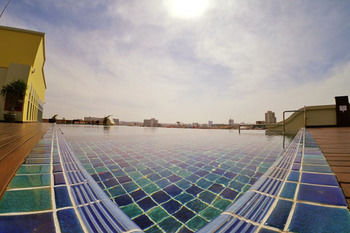 Rooftop Pool