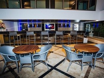 Poolside Bar