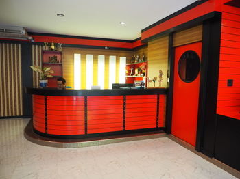 Check-in/Check-out Kiosk