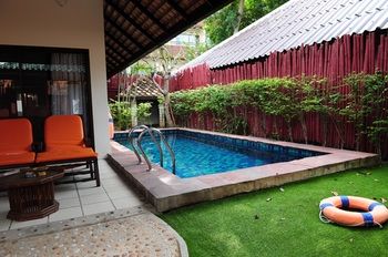 Courtyard View