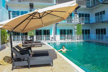 Sundeck