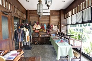 Gift Shop
