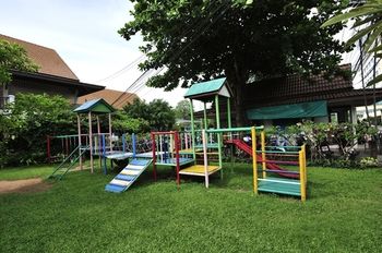 Childrens Play Area - Outdoor